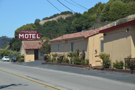 Welcome To Tamalpais Motel - Exterior View