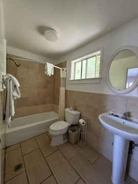 Full Private Bathroom at Tam Motel